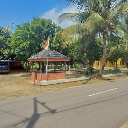 Hotel Aa Bungsu Syariah Balekambang Ciletuh Sukabumi Redpartner Cilowa Exterior foto